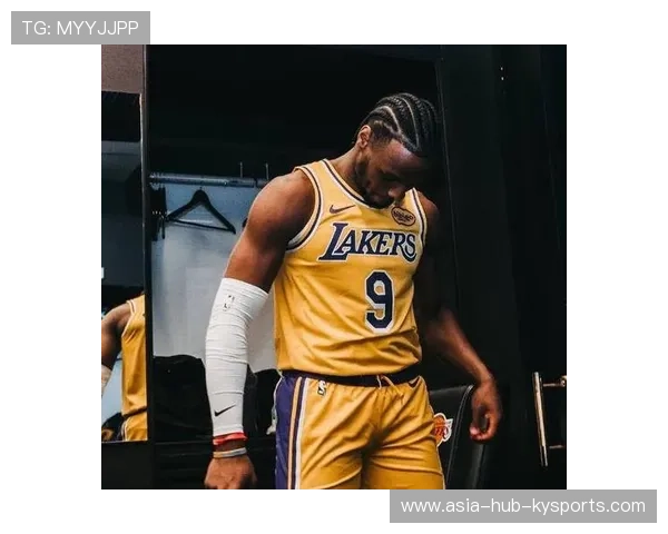 2026 NBA 夏季联赛报名名单流出：布朗尼能否在脱离父亲光环后进入轮换？